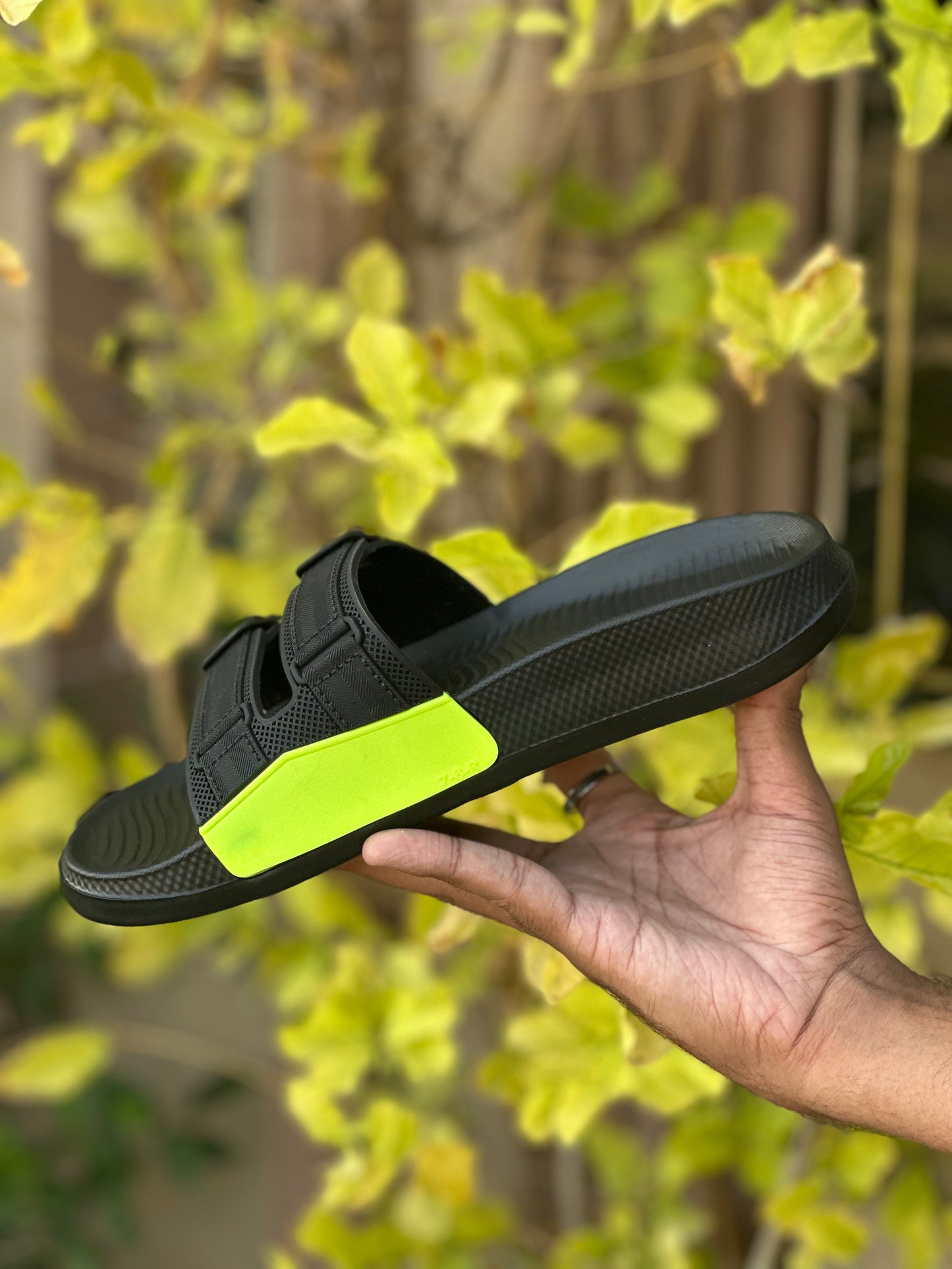 AURA SLIDE